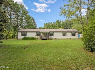 166 Pigeon Roost Rd, Byhalia, MS 38611