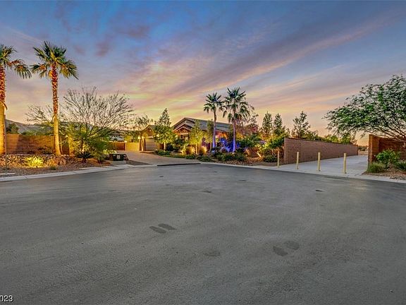 2nd image of 4377 Velvet Ridge Ct