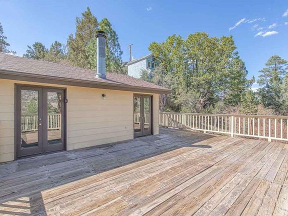 4th image of 609 E Shakespeare Ln