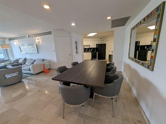 3rd image of 5161 Collins Ave APT 518
