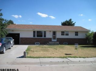 601 E 5th St, Bayard, NE 69334