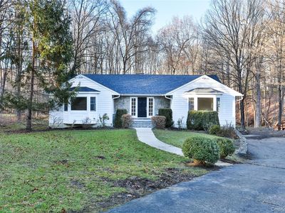 65 Red Oak Lane, Mount Kisco, NY, 10549