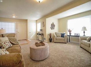 817 Coweeman Ln, Kelso, WA 98626