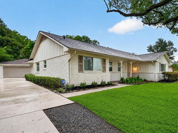 5006 Creekbend Dr, Houston, TX 77035