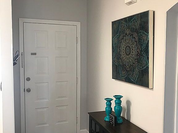 Main entrance/foyer