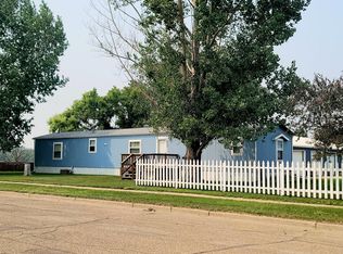 517 Central Ave S, Beulah, ND 58523