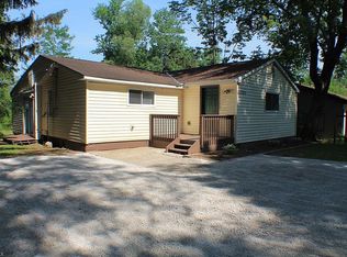 11283 Laural Dr, Newbury, OH 44065