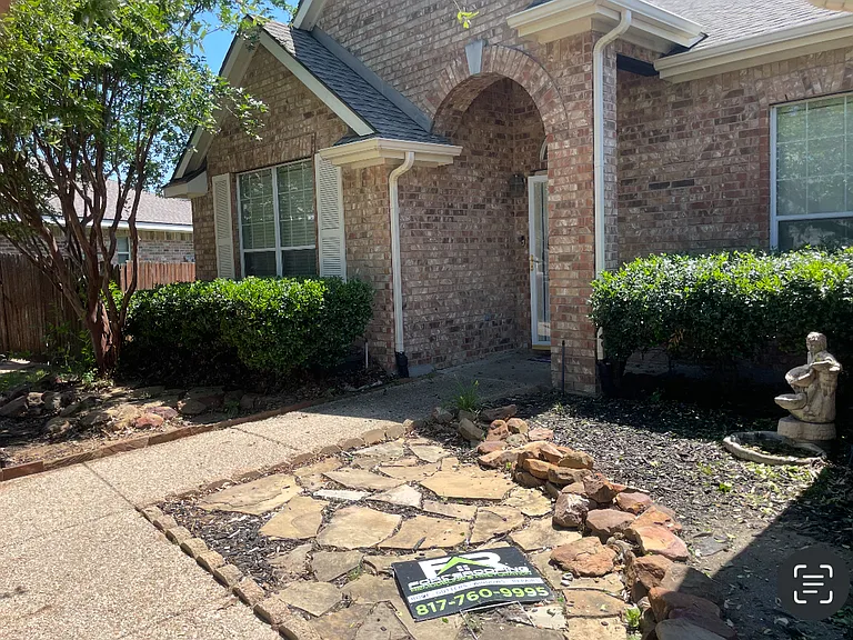 236 Birdbrook Dr — Photo 1