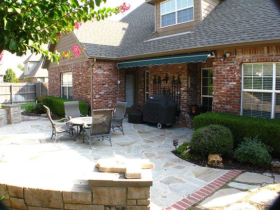 Delightful flagstone patio