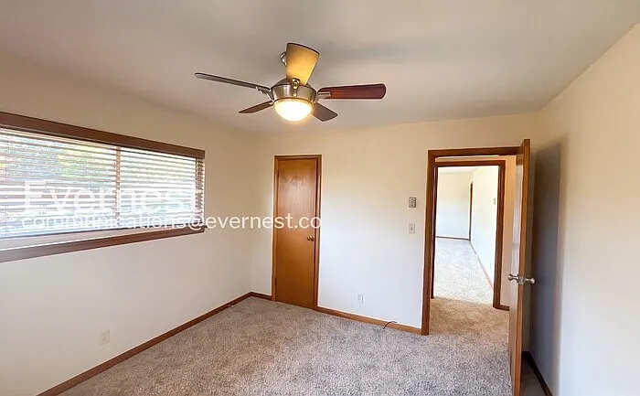 1407 Cloverdale Cir — Photo 14