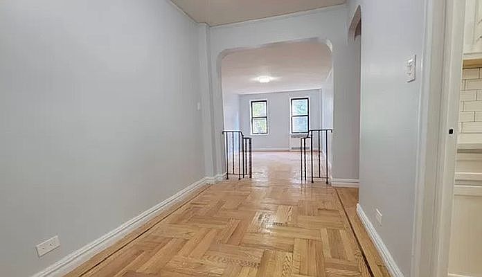 1st image of 729 W 186th St #6L