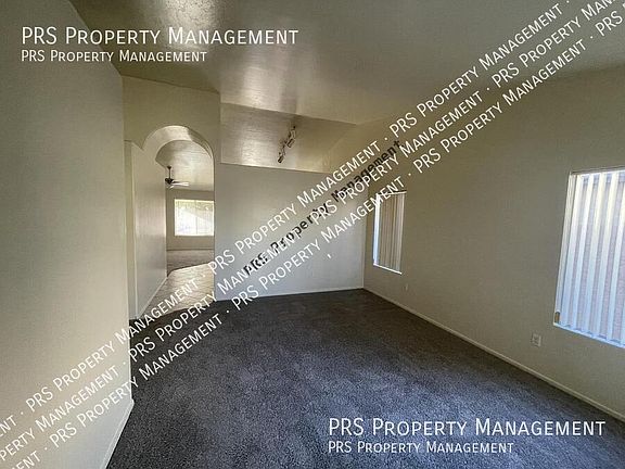 2nd image of 837 E Glenmere Dr