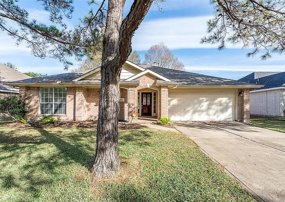 1st image of 18326 Water Mill Dr
