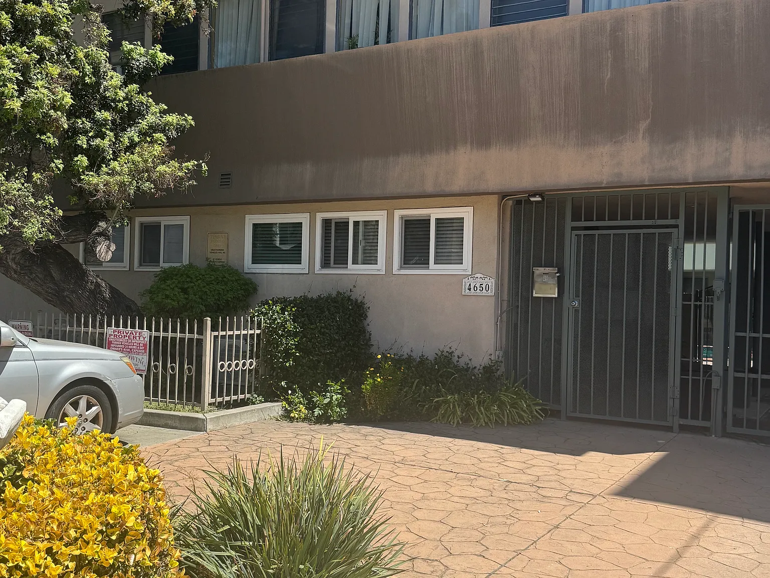 1 bed, $2,095 — Photo 1