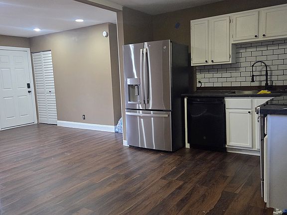 2nd image of 12653 Edwards Pl