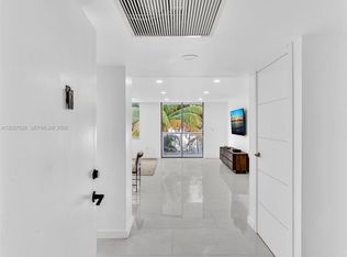 10000 W Bay Harbor Dr APT 201, Bay Harbor Islands, FL 33154