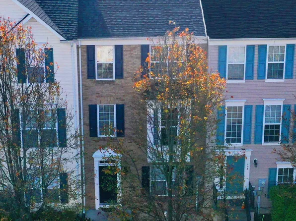 107 Hamilton Ct, Stephens City, VA 22655