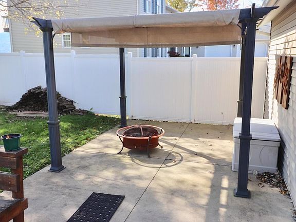 872CC4D0-FFA8-4B1F-81F8-7173C4A97232