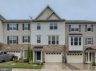 218 Marina View Ct, Essex, MD 21221