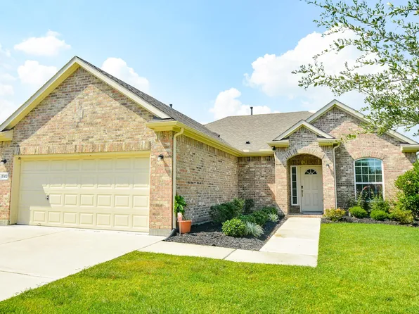 1302 Oregon St, La Porte, TX 77571