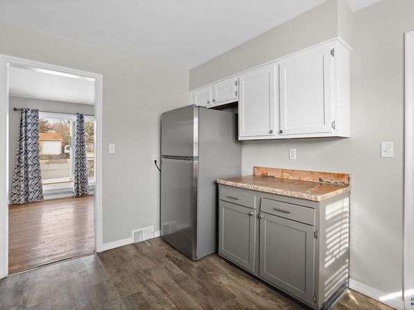 rapid-city-south-dakota-218881116 picture