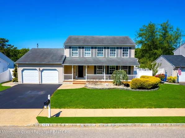 55 Gladiola Drive, Howell, NJ 07731
