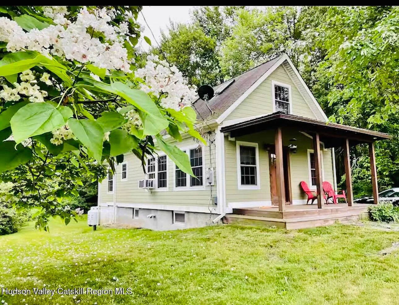 8 S Ohioville Road photo 1