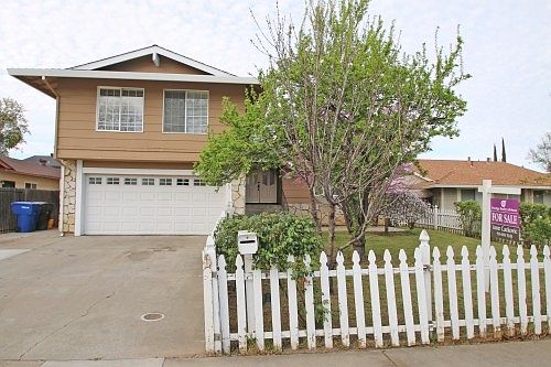 3rd image of 2873 Norcross Dr