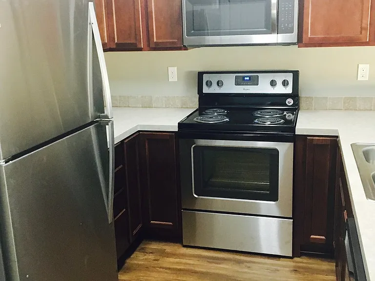 1420 - 1422 Marigold Dr. — Photo 13