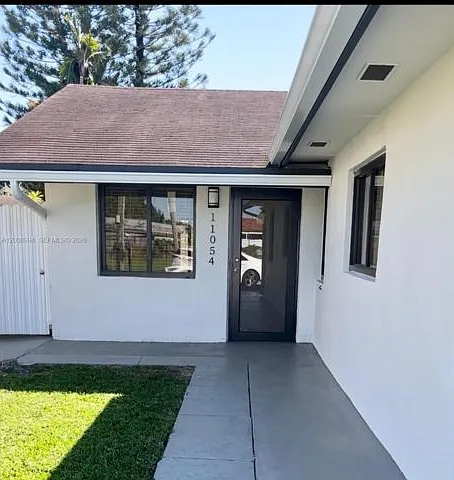 11054 SW 5th St — Photo 1