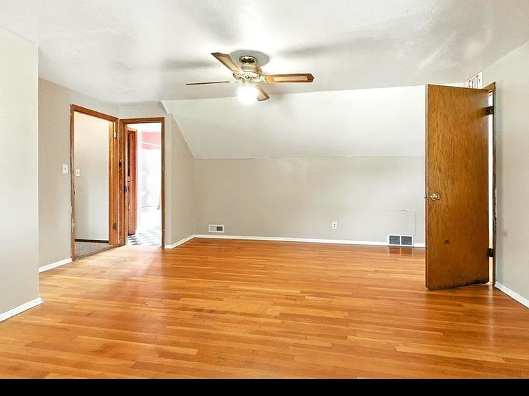 3116 Pocahontas — Photo 7