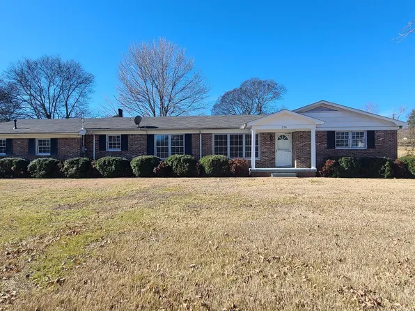 228 Robin Hood Rd, Pulaski, TN 38478