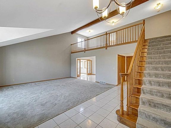 5th image of 3226 Mallard Dr