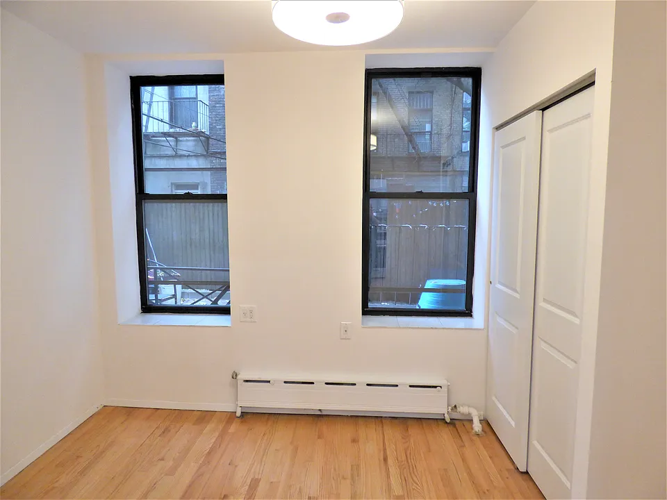 26 Leroy St #1B