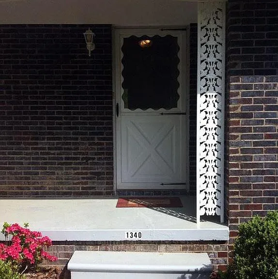 1340 Mimosa Dr — Photo 3