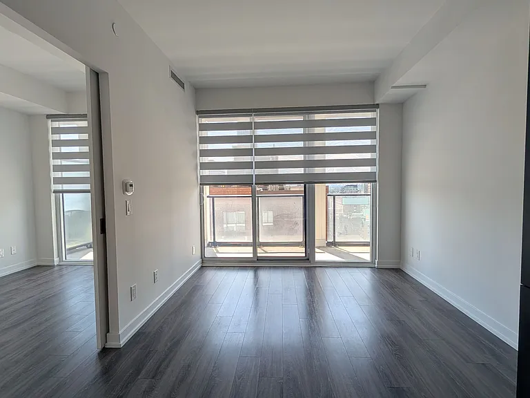 20 Edward St #2212 — Photo 9