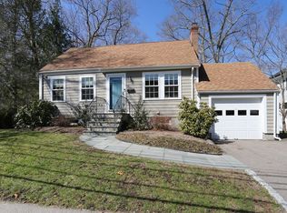 19 Barrett St, Needham, MA 02492