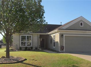 101 Yellowstone Rd, Georgetown, TX 78633