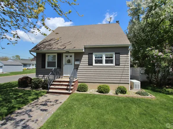 201 Oakland Ave, South Plainfield, NJ 07080