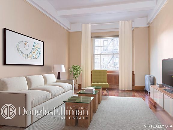 3rd image of 1349 Lexington Ave APT 2D