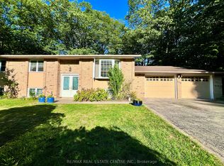 135 Christopher Ave, Wasaga Beach, ON L9Z 1S4