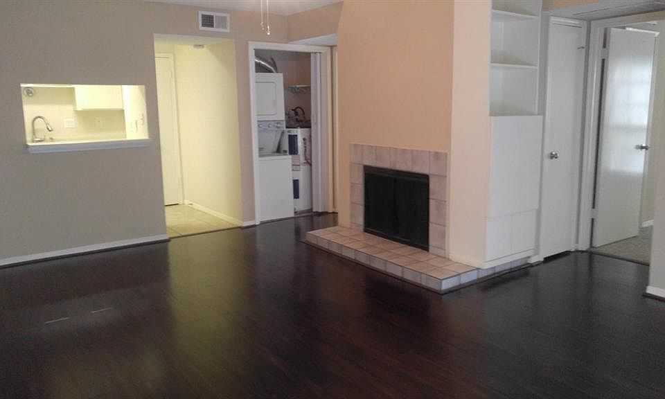 1st image of 1880 White Oak Dr APT 170