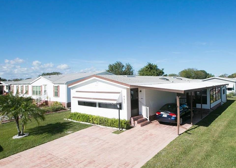1st image of 457 Dolphin Cir