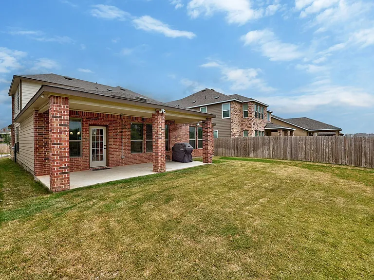4513 Cressal Dr — Photo 24