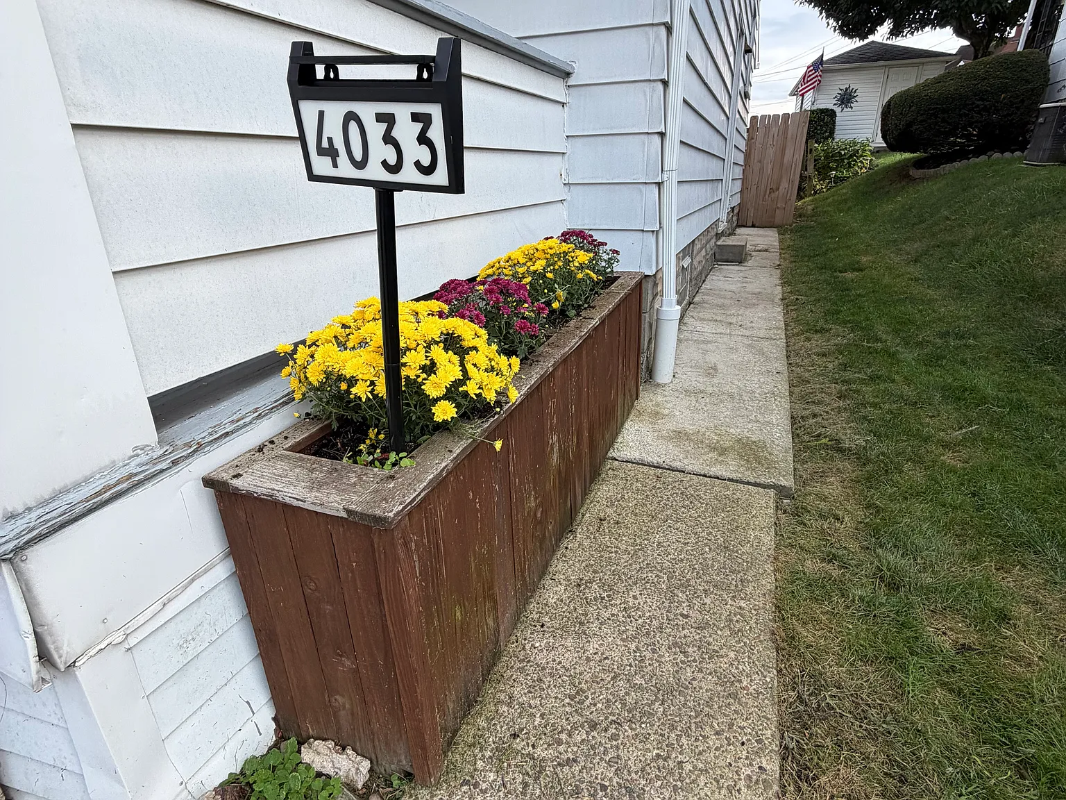 3 bed, 1120 sqft, $1,400 — Photo 3