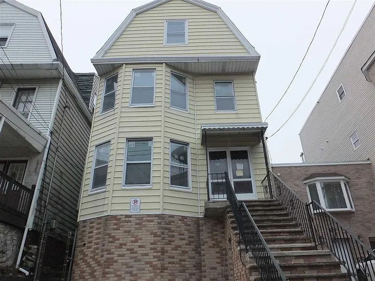 65 Clifton Pl #2 — Photo 11