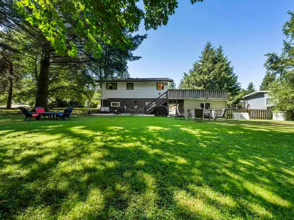 7876 139a St, Surrey, BC V3W 5H5