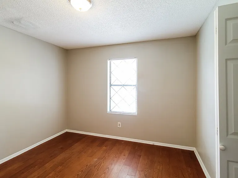 6229 Creekford Ln — Photo 13