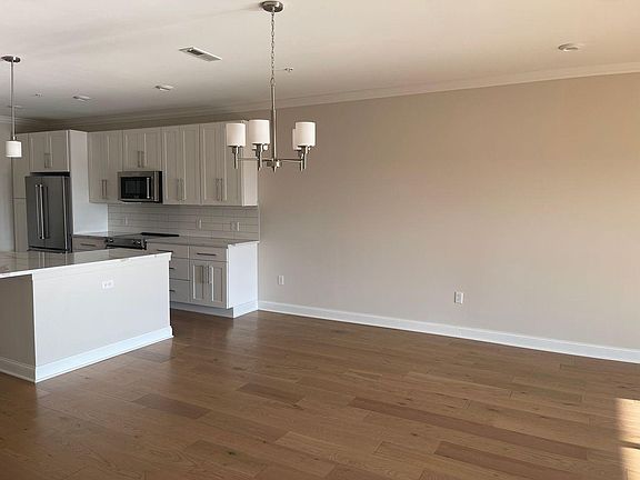 2nd image of 5285 Highpointe Lakes Dr #4
