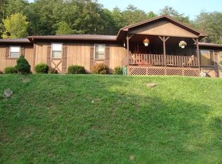 2675 Raccoon Creek Rd, Branchland, WV 25506